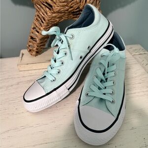 Converse Mint Green Low-Top Sneakers 8.5